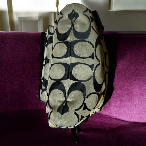 Vtg Coach Black Beige Jacquard Fabric Shoulder Bag Silver Hardwares - Picture 5 of 14